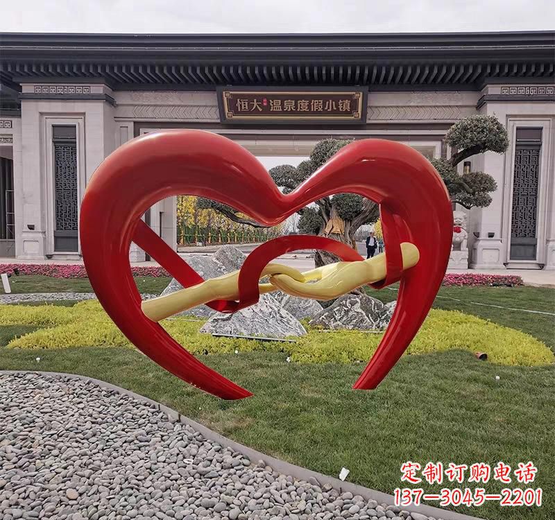 三明不锈钢爱心字母雕塑——传递爱的艺术美学