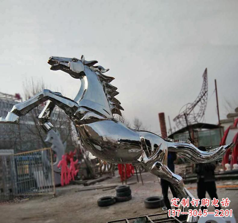 三明不锈钢奔跑马雕塑驰骋在人间的艺术精灵