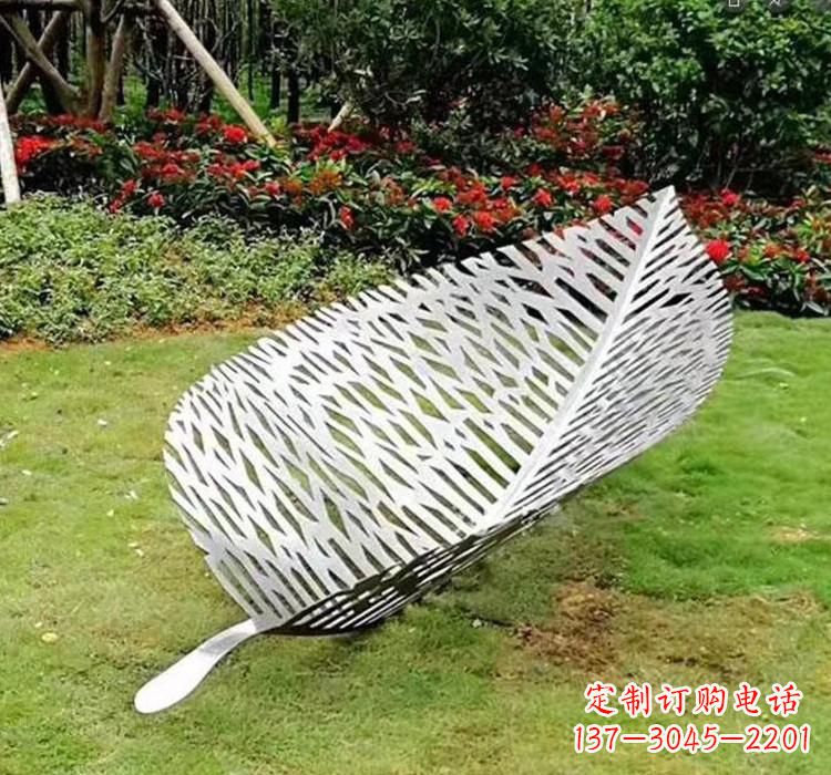 三明不锈钢树叶雕塑艺术与美的结合