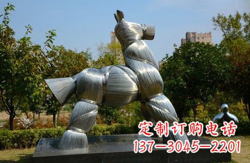 三明不锈钢草扎马雕塑艺术精彩绽放
