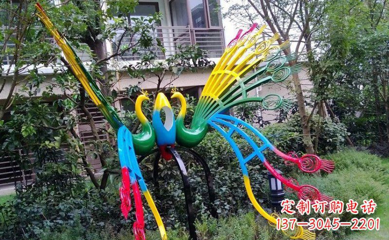 三明不锈钢孔雀雕塑——精美的艺术品