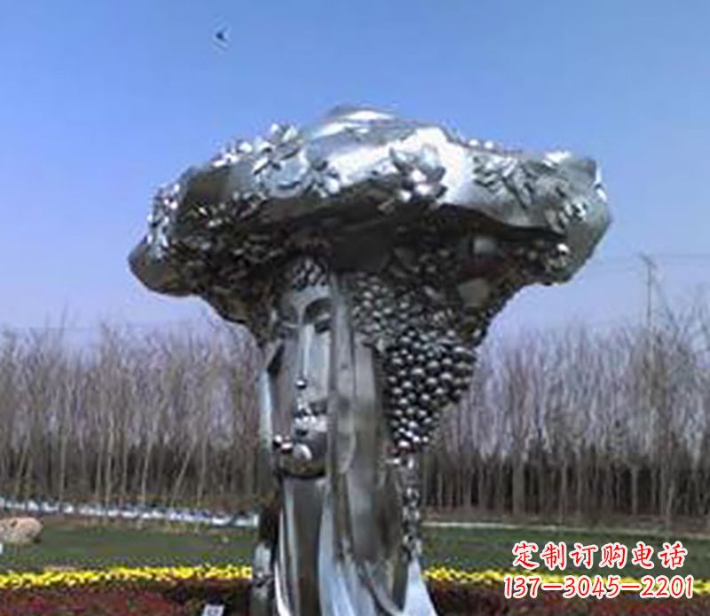 三明不锈钢葡萄雕塑——点缀美丽景观