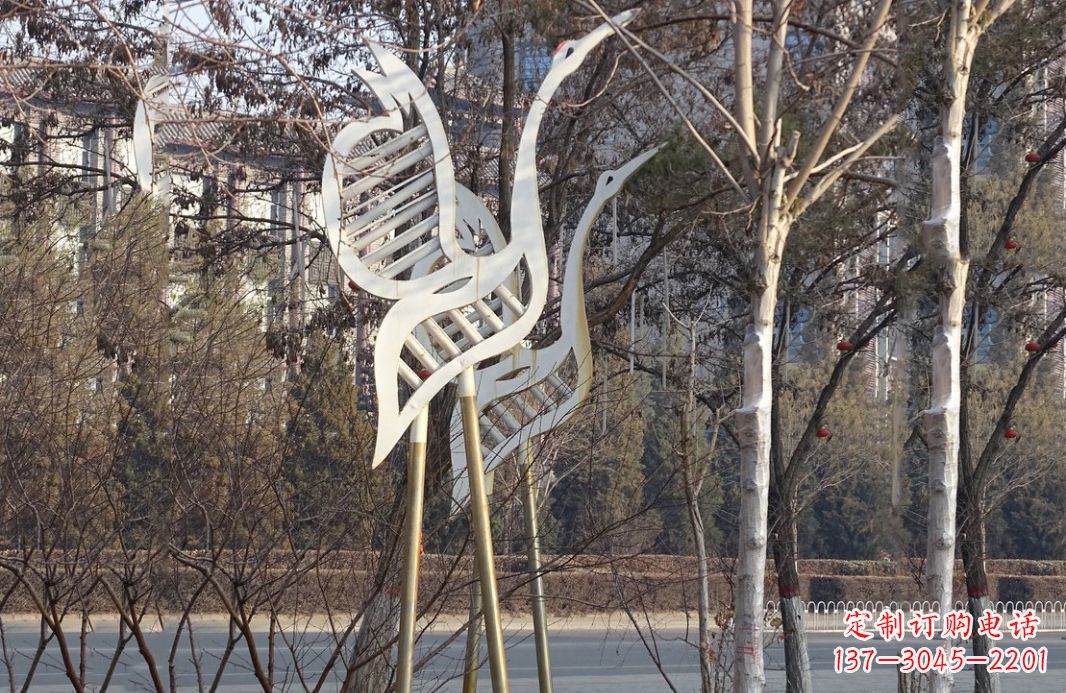 三明不锈钢仙鹤雕塑精致的艺术之作