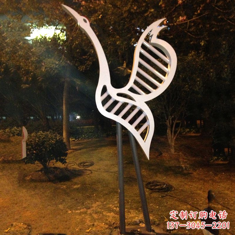三明仙鹤雕塑精美的不锈钢制作