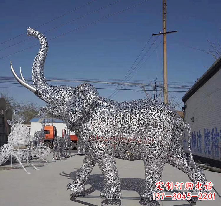 三明不锈钢大象雕塑象征力量与美丽