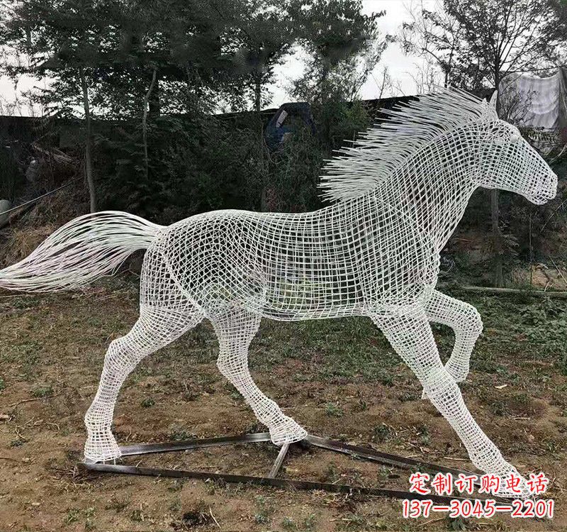三明不锈钢公园镂空奔马雕塑——给城市带来动感