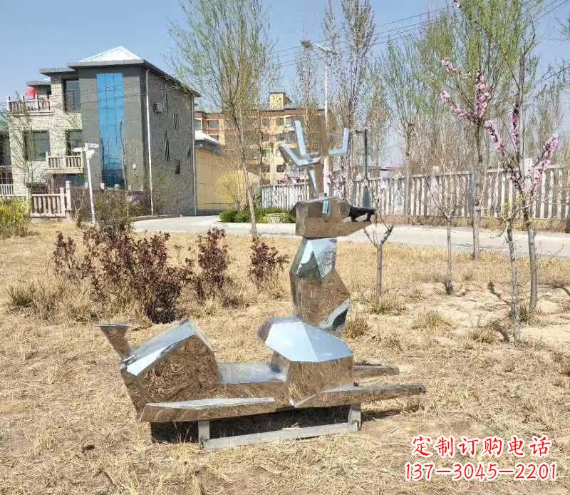 三明不锈钢公园小鹿雕塑给公园带来温馨气息