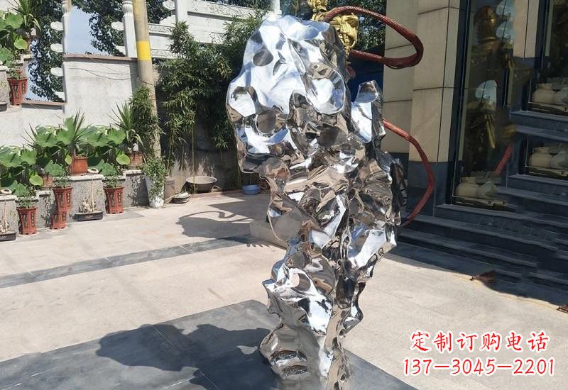 三明太湖石雕塑传承中华文化精髓