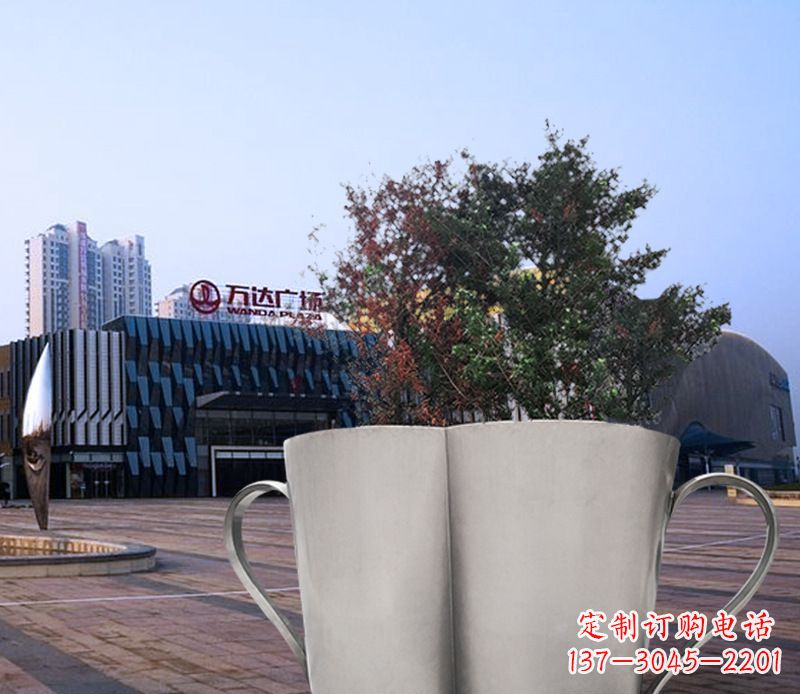 三明不锈钢花盆雕塑带来精致的艺术感受