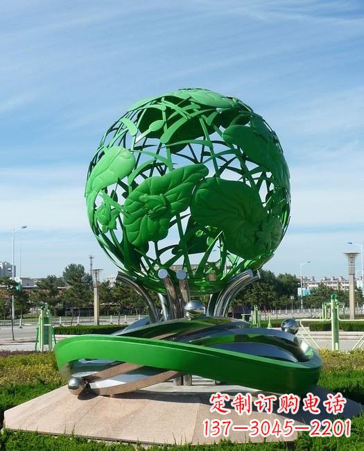 三明荷叶穿梭的美丽雕塑