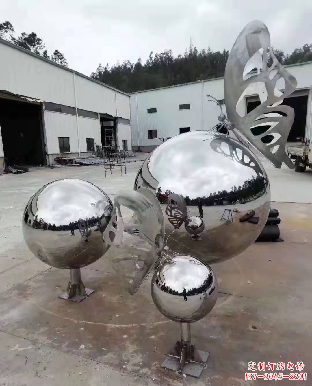 三明不锈钢蝴蝶雕塑美丽而迷人