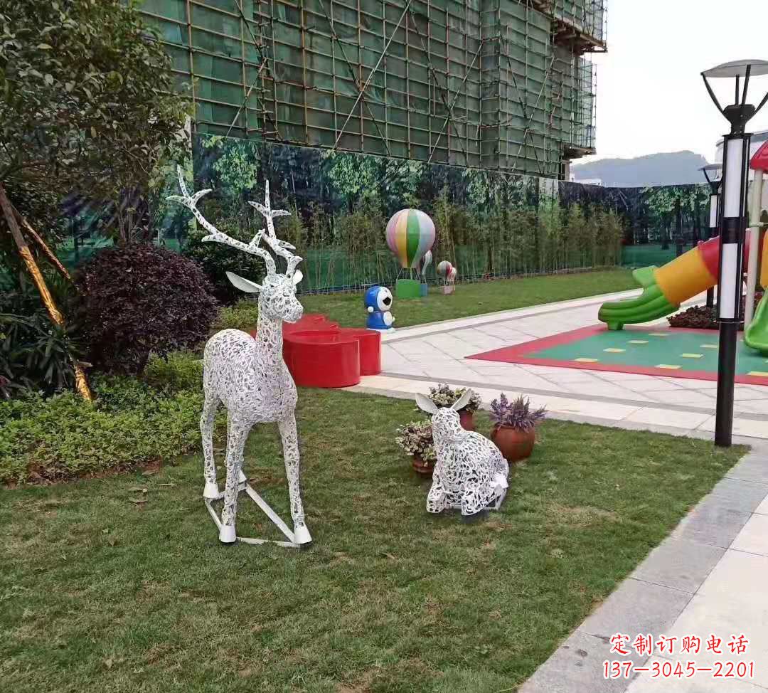 三明不锈钢梅花鹿雕塑点亮公园景观