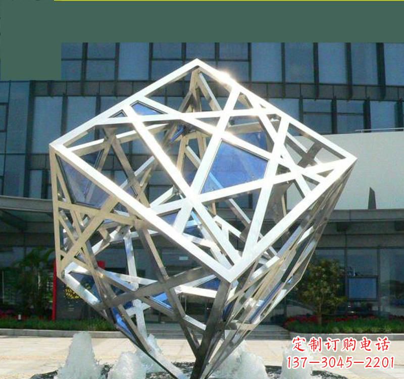 三明不锈钢镂空魔方雕塑艺术与智慧的完美结合