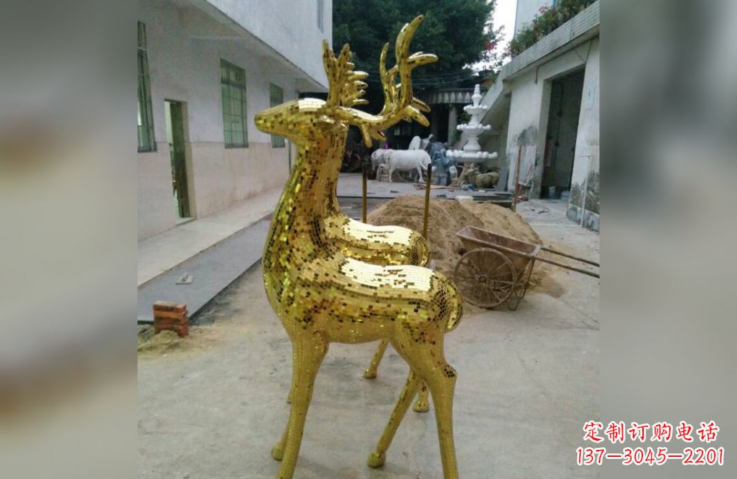 三明不锈钢鹿公园的动物雕塑