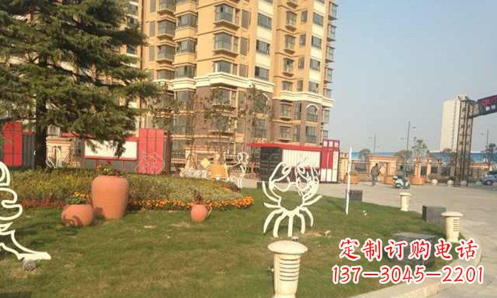 三明不锈钢螃蟹雕塑精致美观的艺术之作