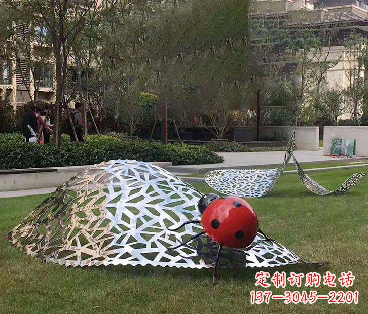 三明不锈钢瓢虫雕塑令人惊叹的艺术之美