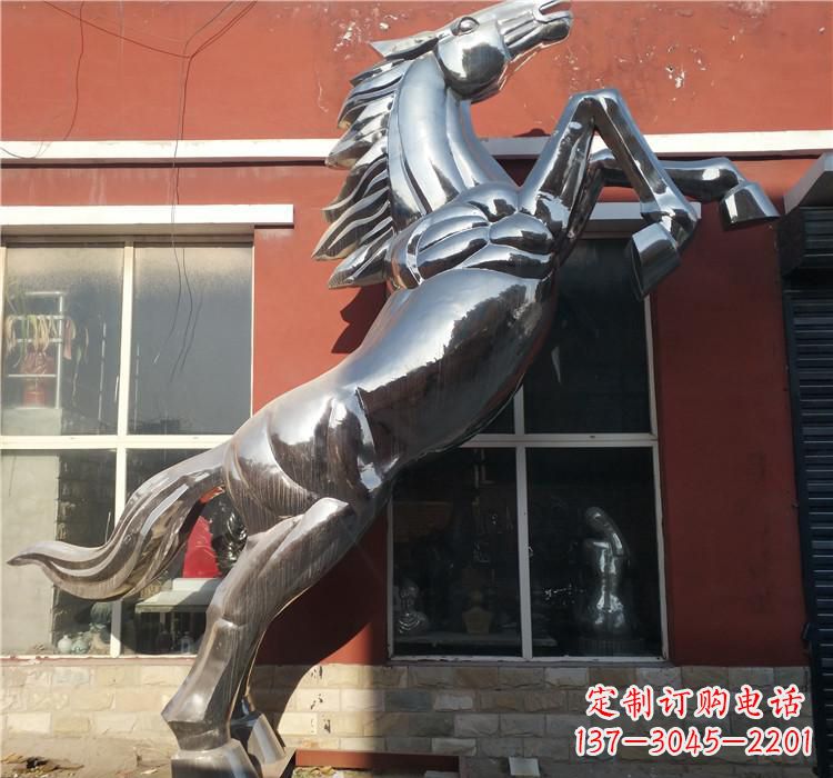 三明不锈钢跳跃马雕塑