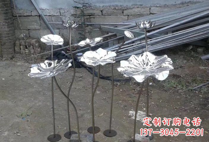 三明不锈钢荷叶雕塑给园林增添美感