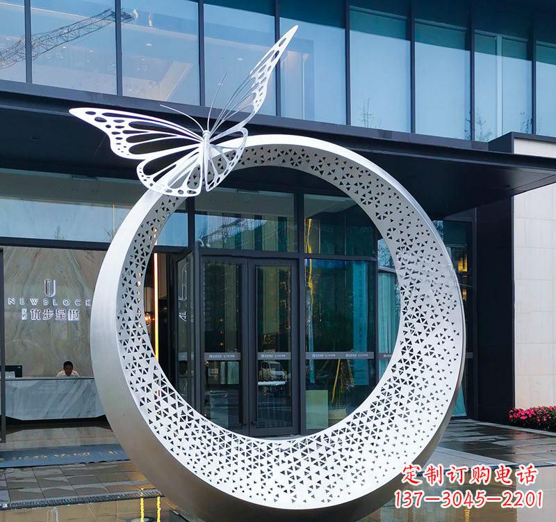 三明不锈钢园林戒指雕塑精美细腻的艺术品