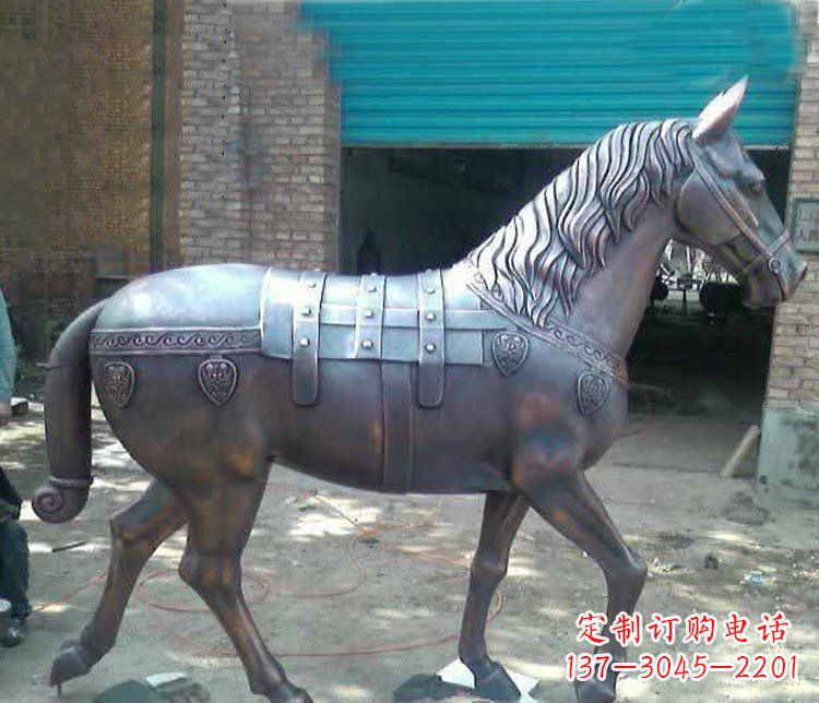 三明马铜雕塑传递草原动物的非凡魅力