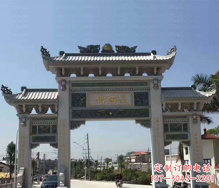 三明石牌坊雕塑——缅怀深厚的历史情谊