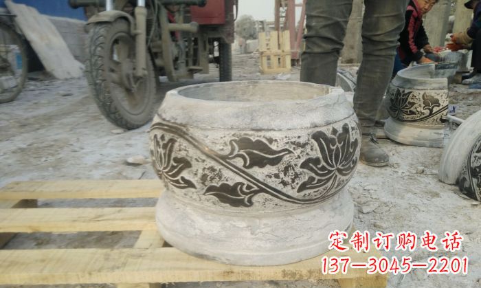 三明仿古圆形水缸石雕塑