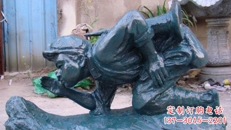 三明传统文化符号——小红军冲锋号雕塑