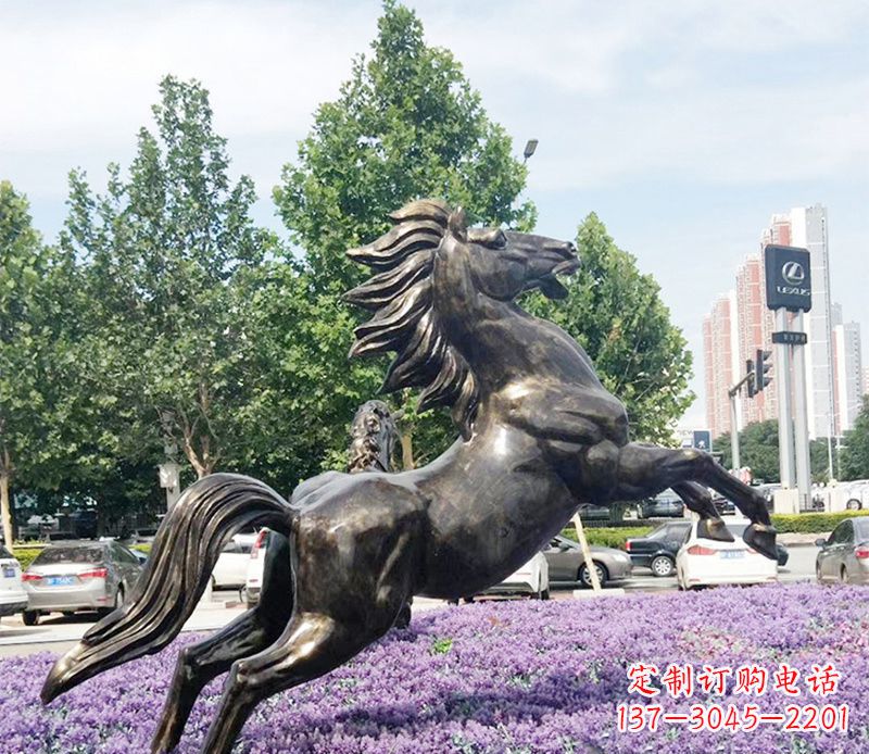三明公园奔马铜雕