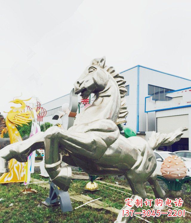 三明产品名称优雅的不锈钢雕塑——奔马
