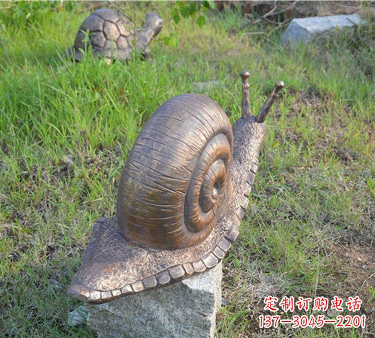 三明公园动物玻璃钢仿铜蜗牛雕塑