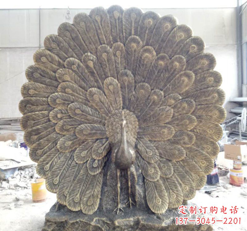 三明公园动物孔雀铜雕