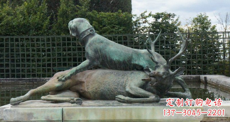 三明公园梅花鹿和狗动物景观铜雕