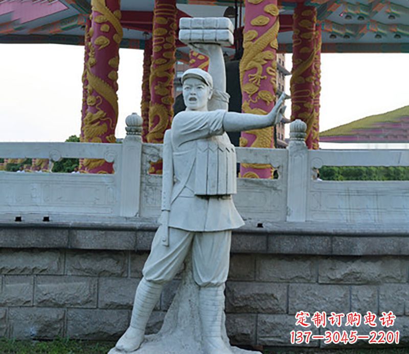 三明广场景观董存瑞石雕