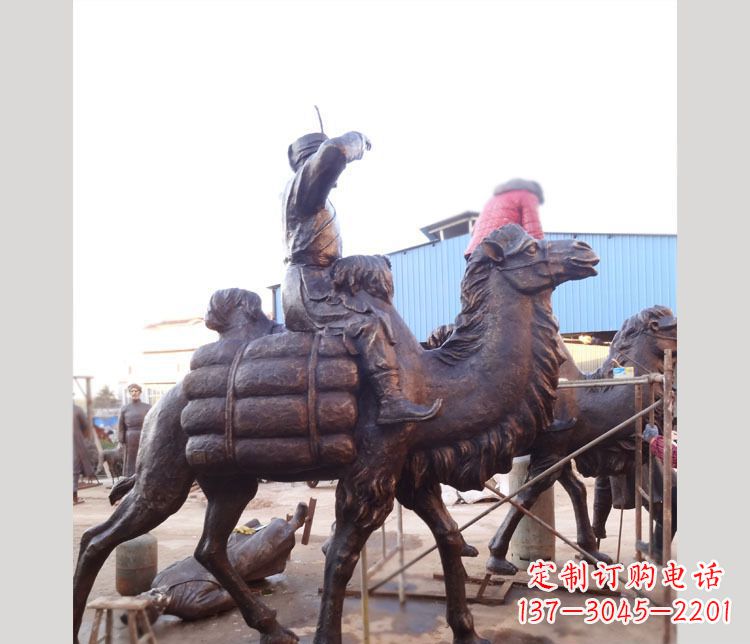 三明铜雕广场骑骆驼雕塑