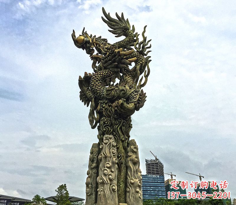 三明铜雕盘龙柱