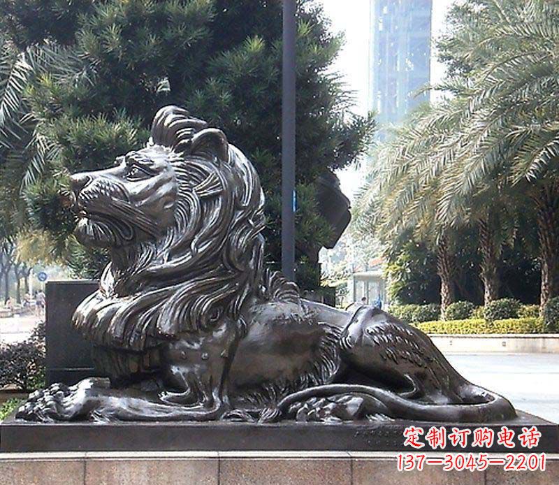 三明卧着的西洋狮看门狮子铜雕