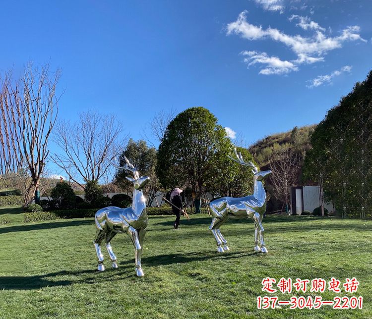 三明园林镜面不锈钢梅花鹿雕塑
