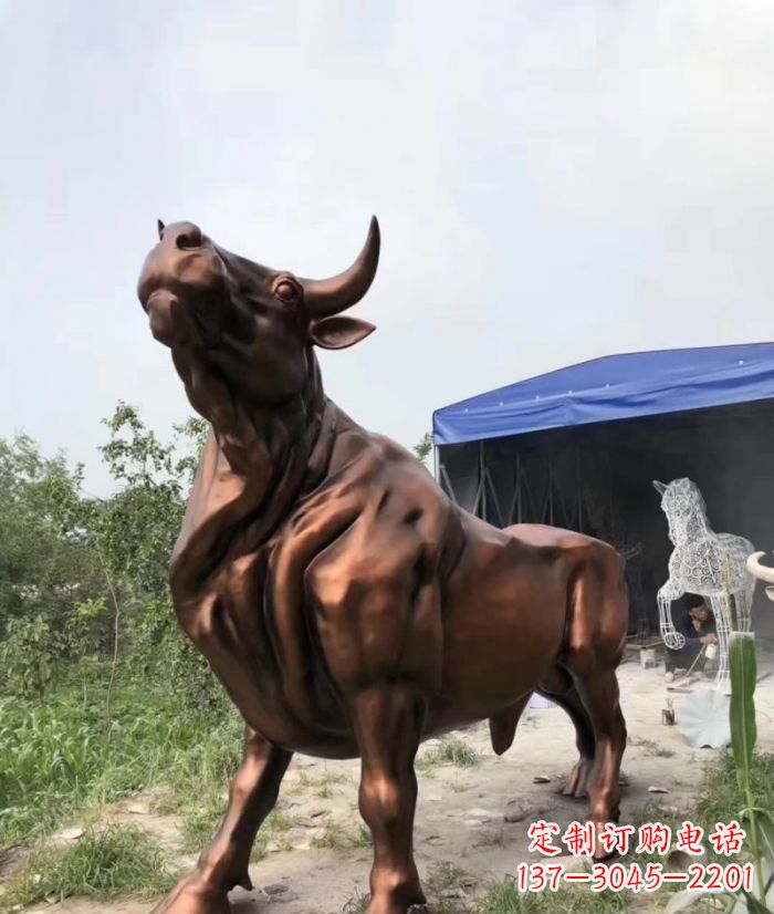 三明紫铜牛动物雕塑